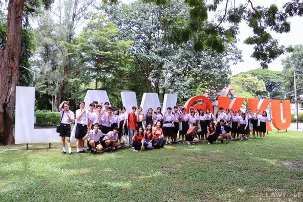 นิติฯ มข. เปิดบ้านต้อนรับนักเรียนจากโรงเรียนหนองบัวพิทยาคาร สร้างแรงบันดาลใจในการศึกษากฎหมาย